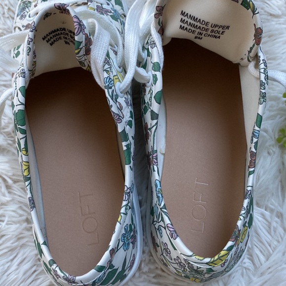 🎉2X HP🎉 Loft Floral Print Lace Up Sneakers 💗 White & Green - Picture 11 of 15